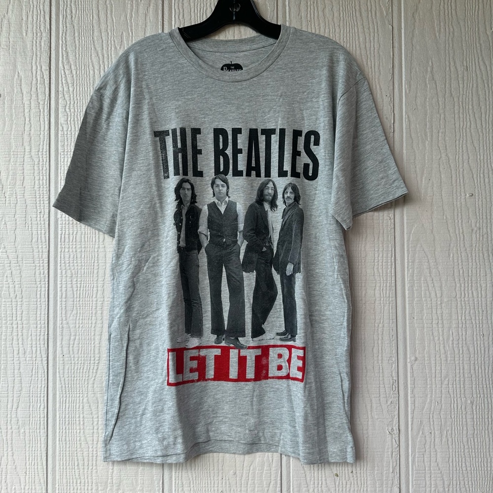 NWOT The Beatles “Let It Be” Graphic T-Shirt